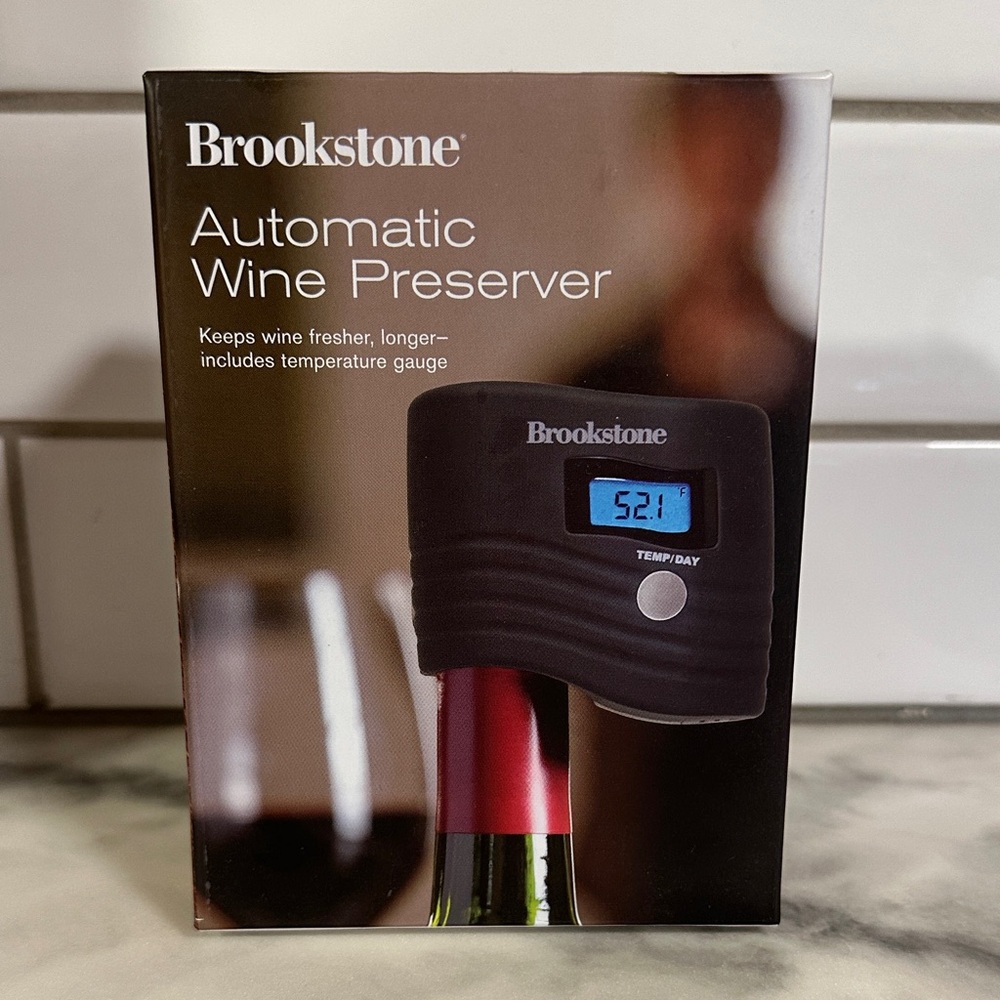 Brookstone Automatic Wine Preserver with Display – NEW IN BOX